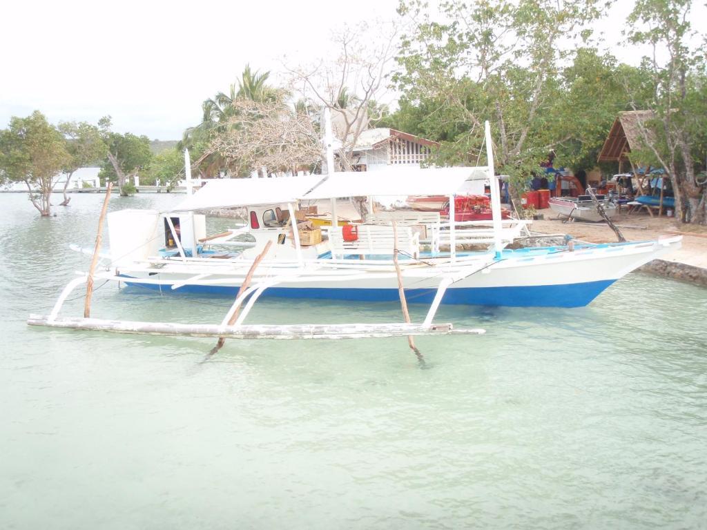 Coral Bay Beach And Dive Resort Busuanga Luaran gambar