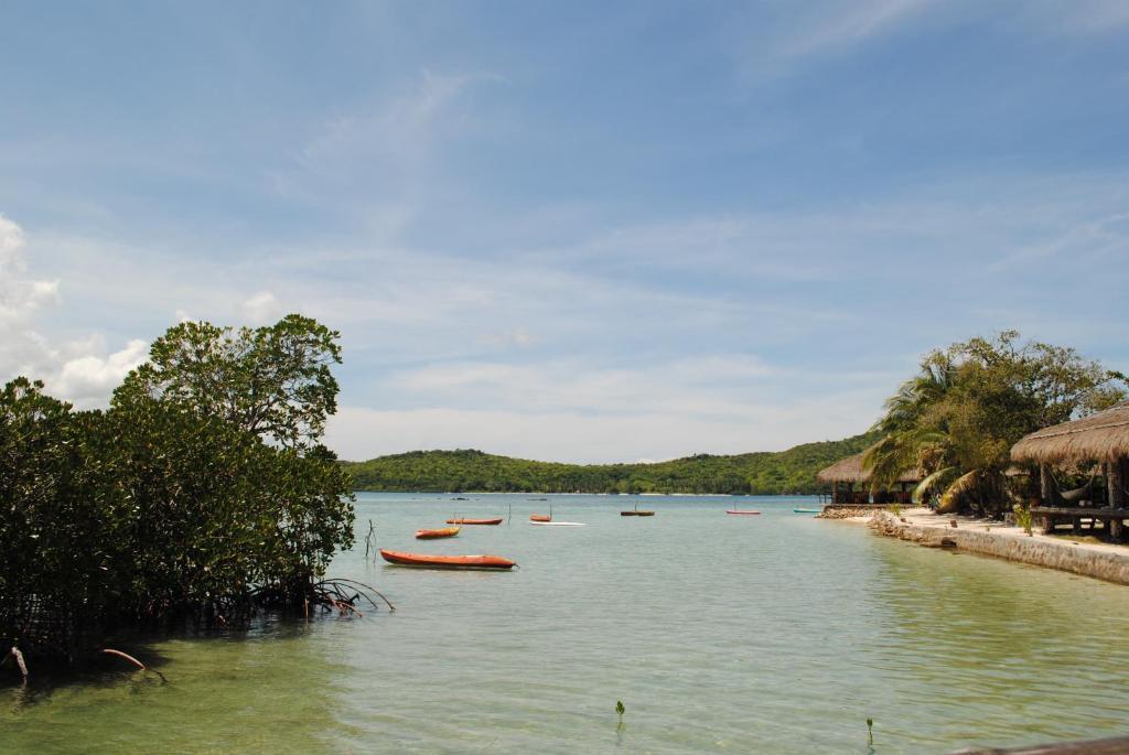 Coral Bay Beach And Dive Resort Busuanga Luaran gambar